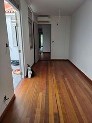 Rowell Road (D8), Retail #497873421